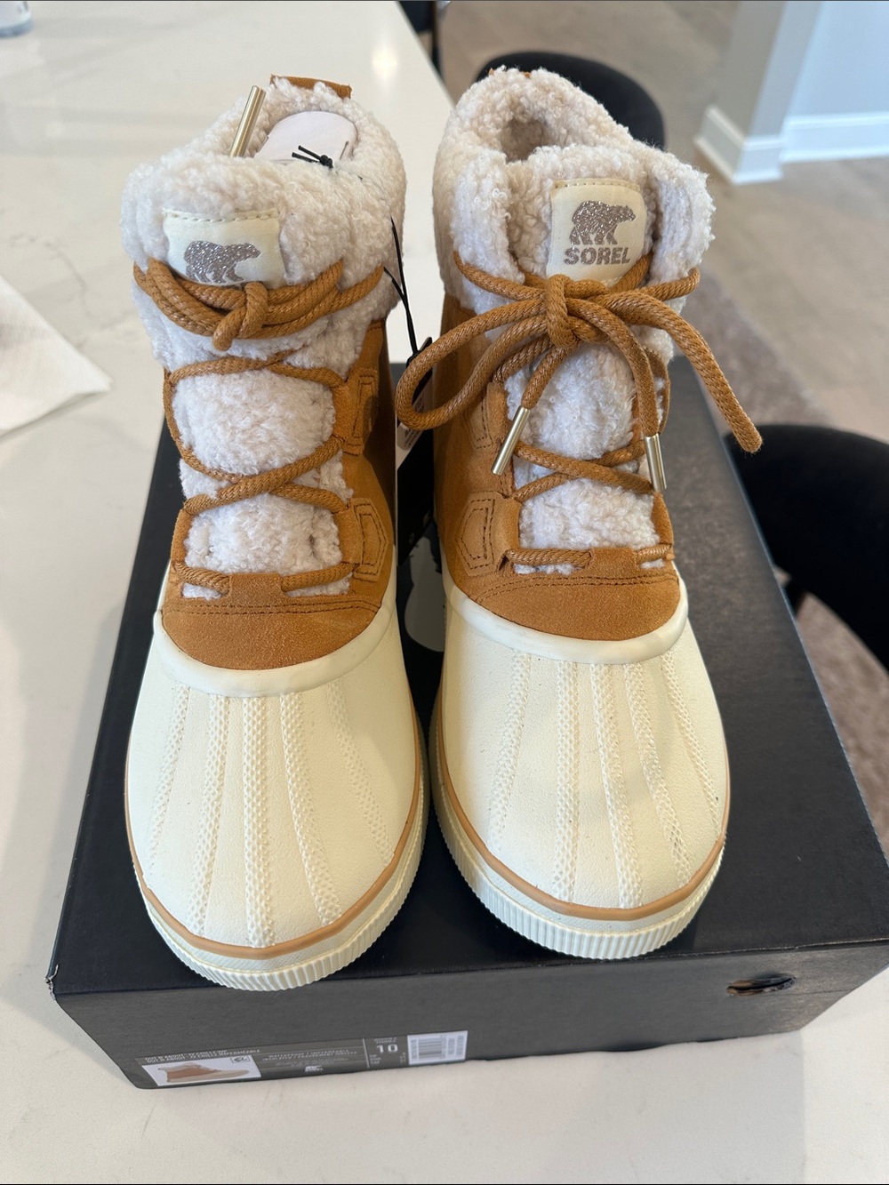 NWT Sorel Boots